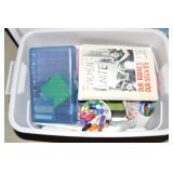 Rubbermaid RN 18gal Lidded Tote: Craft Items +