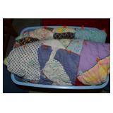 Rubbermaid RN 18gal Lidded Tote: Hand Knotted
