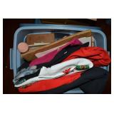 Rubbermaid RN 14Gal Tote w/Lid: Sweaters,