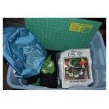 Rubbermaid RN 14gal Lidded Tote: Craft Items +