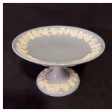 Wedgwood Cream on Lavender Compote 6 3/8