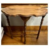 Antique Wurlitzer 9052-I-2 Oak Finish Parlor Table