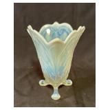 Unique Opalescent Art Glass 3 Legged Cherry
