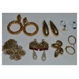 (7) Vintage Prs Pierced Earrings: Monet +