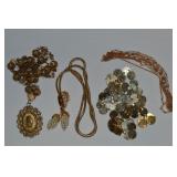 (4) Vtg Goldtone Necklaces w/ Hobe, Gold Wire+