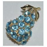 Vtg Goldtone Light Blue Rhinestone Pearl Brooch