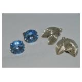 (2) Vtg Silvertone Clip Earring Prs Weiss Blue