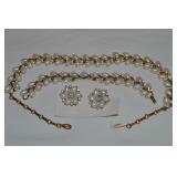 Vtg Lisner Goldtone Faux Pearl & Rhinestone