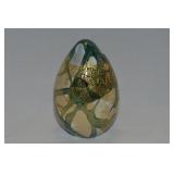 Vtg Isle of Wight English Glass Paperweight Egg