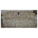 Vtg Flexsteel Floral Pattern Low Profile Couch