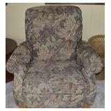 La-Z-Boy Classics Leaf Pattern Recliner Arm Chair