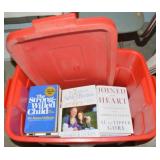 Rubbermaid Roughneck 18gal Lidded Tote of Books