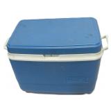 Rubbermaid Cooler