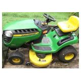 John Deere Rider Mower D110 Runs Good w/215.6 hrs