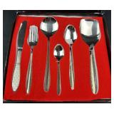 New in Box 28pc Stainless Steel Cutlery Set