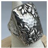 925 Silver Heavy Hammered Detailed Floral Ring