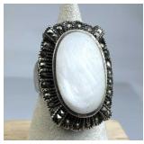 925 Silver Vintage Mother of Pearl Marcasite Ring