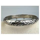 925 Silver Diamond Cut Hinged Bangle w/ Safety Ch.
