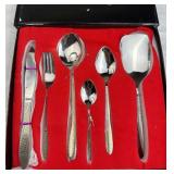 New in Box 28pc Stainless Steel Cutlery Set