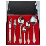 New in Box 28pc Stainless Steel Cutlery Set