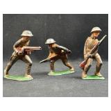 Vtg. Made in USA Lead Soldiers, Ifantry (1 Tin T)