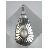 925 Silver Sun Beam Edge Mother of Pearl Pendant