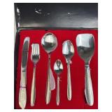 New in Box 28pc Stainless Steel Cutlery Set