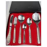 New in Box 28pc Stainless Steel Cutlery Set