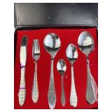 New in Box 28pc Stainless Steel Cutlery Set