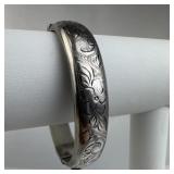 925 Silver Vtg British Engraved Hinged Bangle Brac