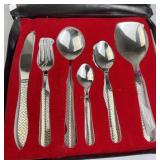 New in Box 28pc Stainless Steel Cutlery Set