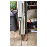 Shovel and pitch fork