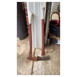 2 axes