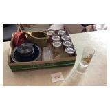Butter dish, 8 mid century golden bouquet glass