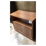 Bookcase/entertainment center 35 1/2 x 19 x 30"