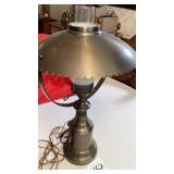 Early American/Colonial style electric lamp.