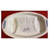 Corning Ware 16.5 in x 10.5 in Meat Platter. 8.5