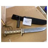 Survival Knife with Sheath and Fire Starter