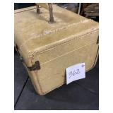 Vintage Beige Travel Case With Mirror