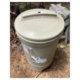 Rubbermaid Brute Trash Can