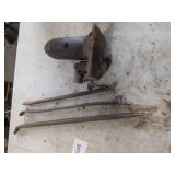 Bottle Jack With Three Pry Bars