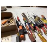 30+ Screwdrivers in Mixed Sizes