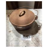 Cast-Iron Dutch Oven with Lid No. 9