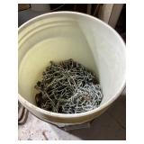 Bucket of Various Length Chains