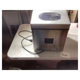 Magic Chef Stainless Steel Ice Maker