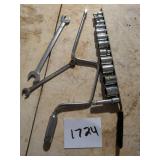 Socket and Wrench Set with Ratchet Handle