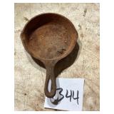 Lodge Cast Iron Skillet No. 3