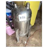 33-Inch Heavy Stainless Steel Tank
