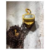 Yale 1/2 Ton Chain Hoist with Hook