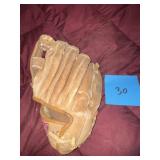vintage Rawlings RBG99 baseball glove